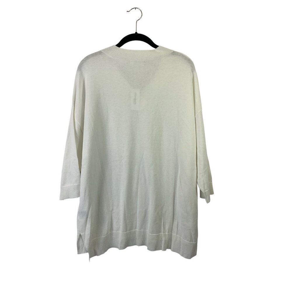 Dressbarn Women's White V-Neck Top - Picture 2 of 7